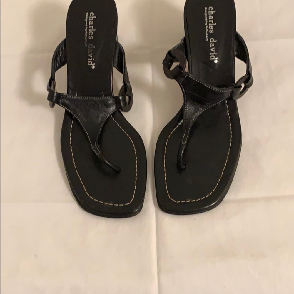 Sandles